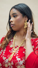 Load image into Gallery viewer, Long Bridal Necklace
