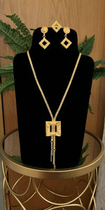 Load image into Gallery viewer, Long Gold Square Necklace
