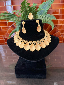 Golden Leaf Necklace