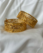 Load image into Gallery viewer, Layla Bangles
