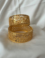 Load image into Gallery viewer, Layla Bangles
