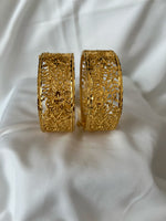 Load image into Gallery viewer, Layla Bangles
